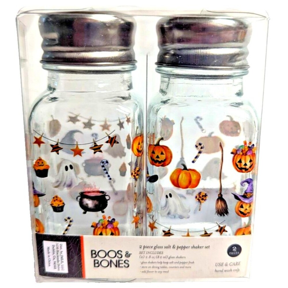 Boos & Bones Halloween Salt Pepper Shakers Pumpkins Ghost Silver Lid Damage NEW